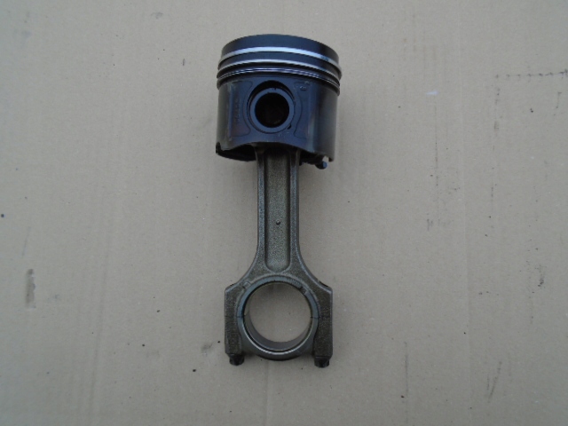 фото №1, Поршень поршні шатун bmw e60 520d 163km