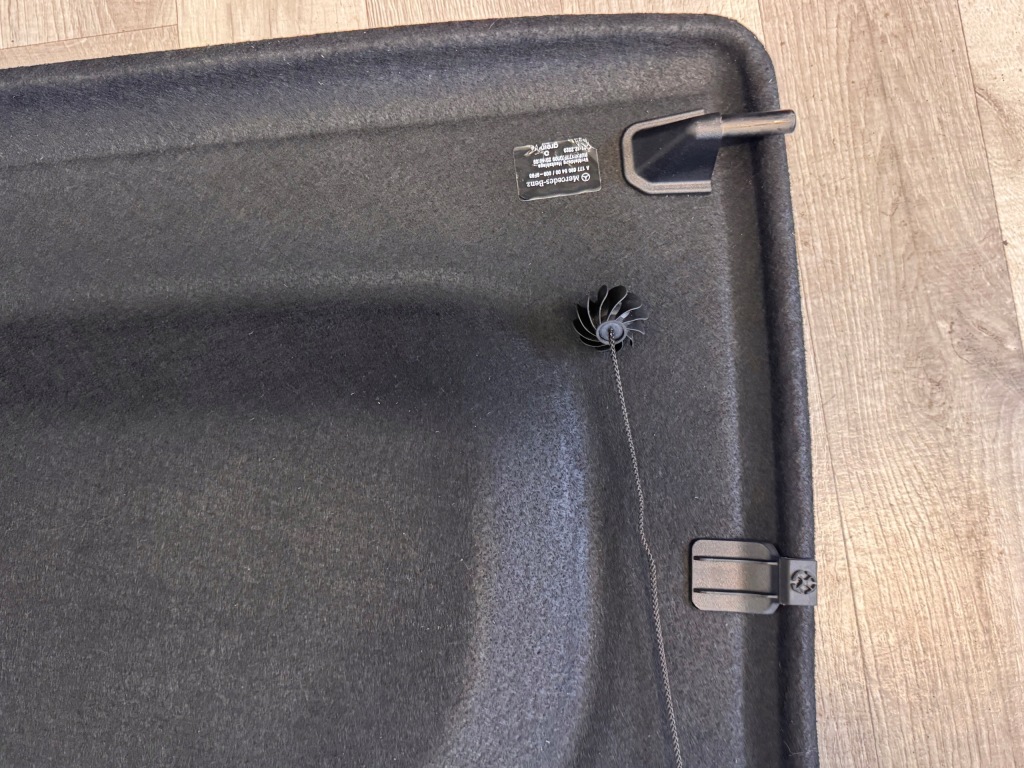 2023 mercedes a-klasa w177 2018-2026 полка багажника czarna оригинал Недорого