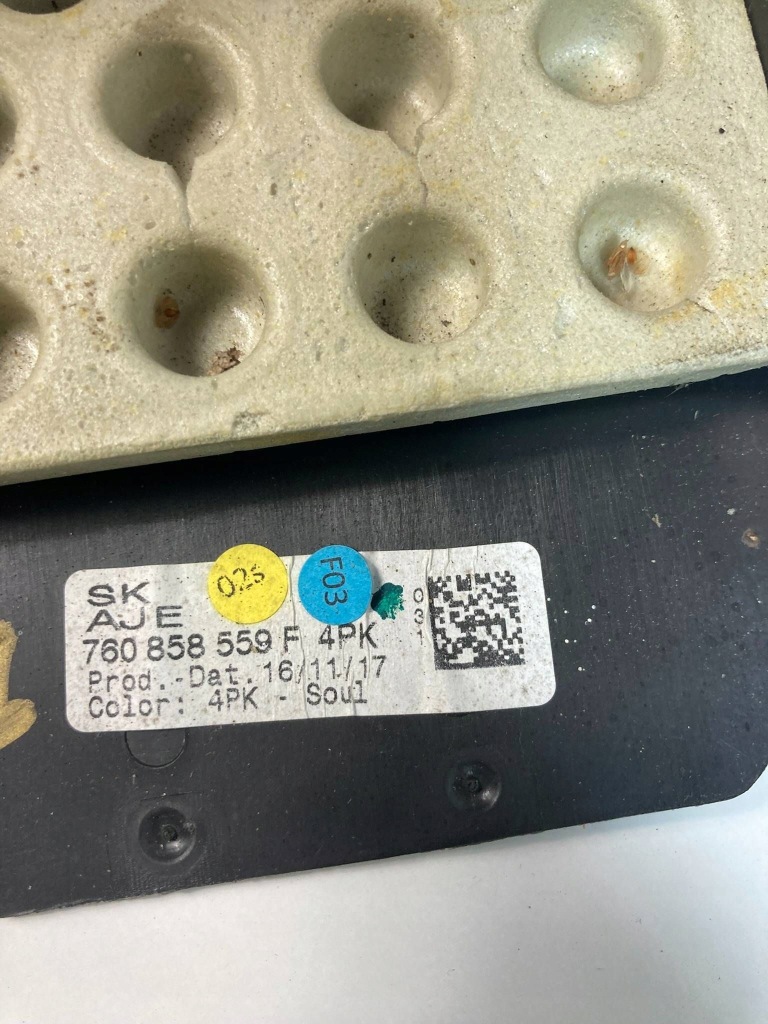 Volkswagen touareg 3 накладка колонки кермового 760858559f Недорого