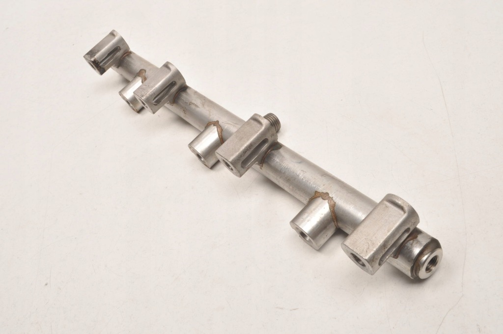 Maserati quattroporte vi 3.0 v6 молдинг упорскування інжектор 000283628 Зі Шроту