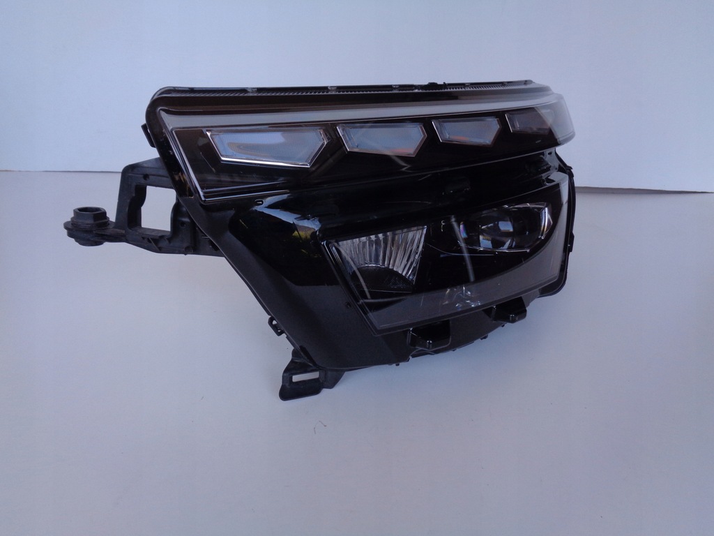 фото №1, Лампа ліва фара skoda kamiq 658 18- full led