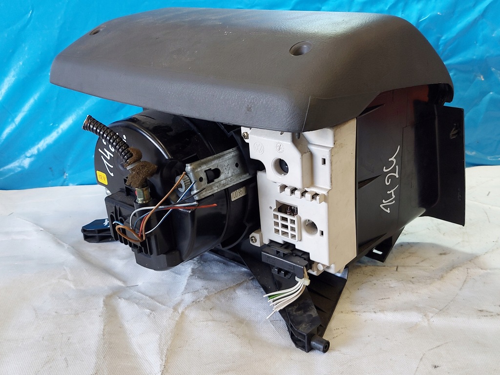 фото №10, Счетчик приборная панель vw transporter t4 7d0919049e