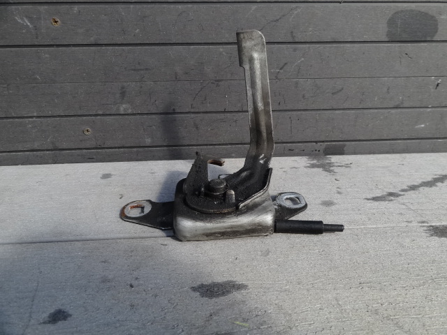 фото №1, Dacia lodgy 2013 замок капот europa оригинал