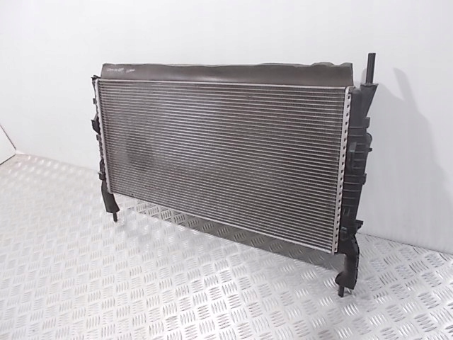 Ford оригинальный номер 6c11-8005-cd радиатор воды Оригинал