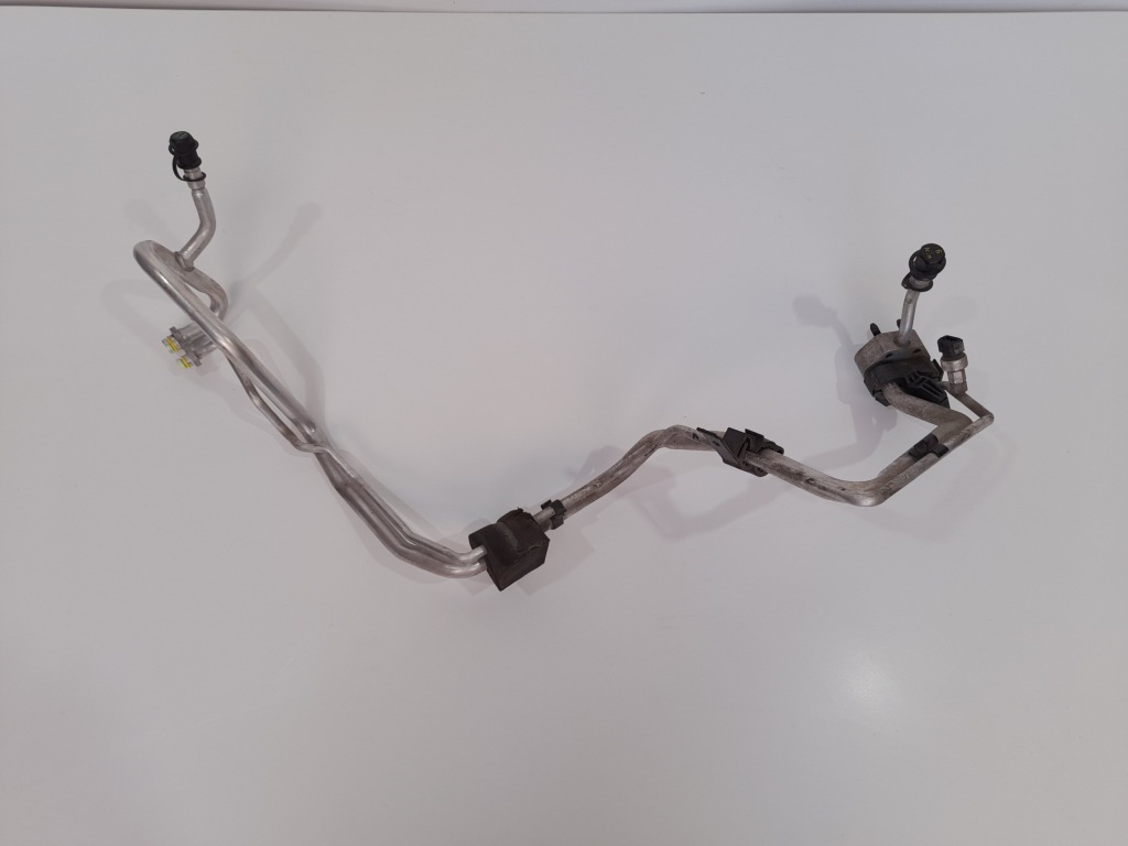 фото №1, Volvo оригінальний номер 31332070 шланг кондиціонера