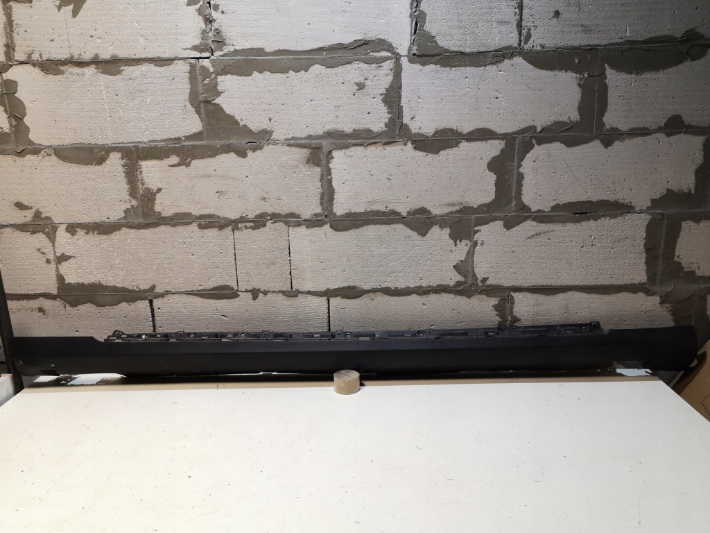 Купити Tesla model s рестайлінг  молдинг поріг права