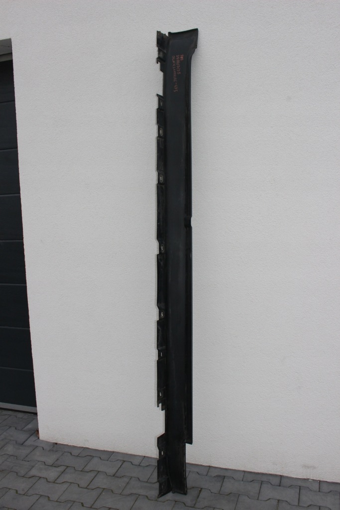 Молдинг порог левая bmw f01 f02 long 475 черный sapphire 7185043 с Разборки