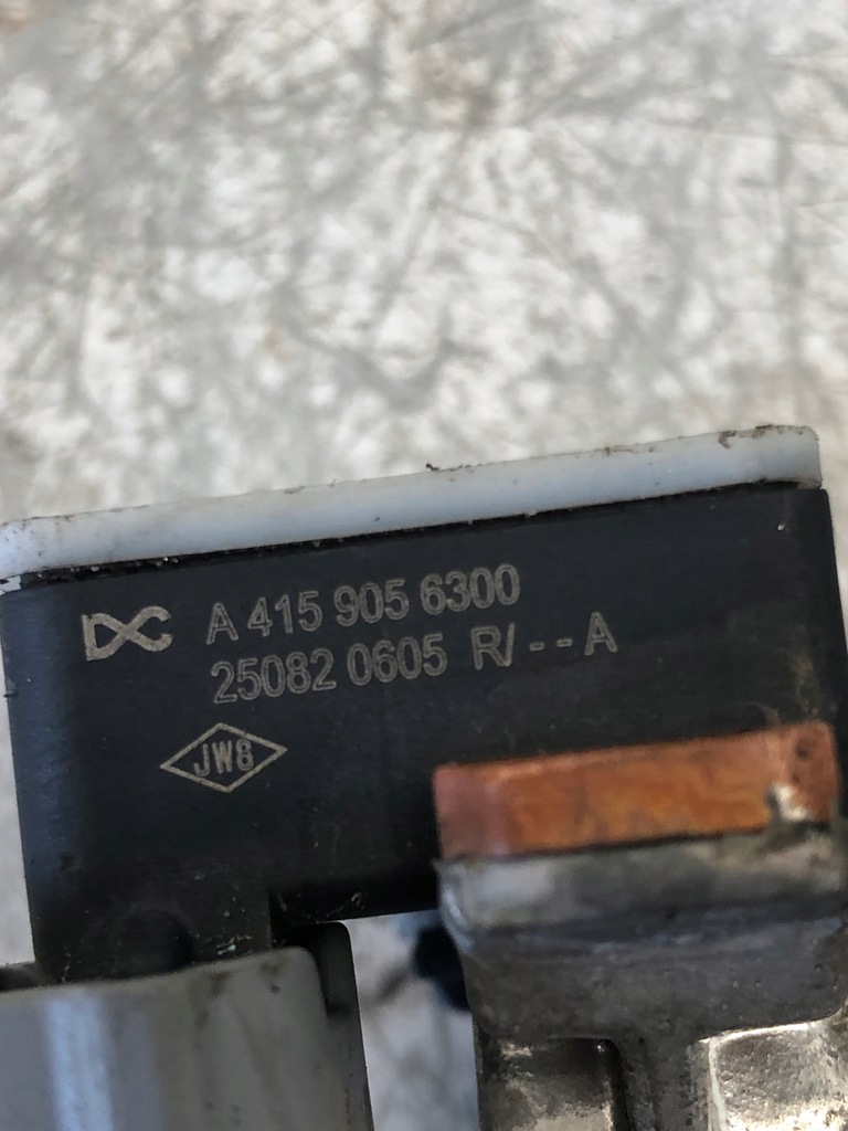 фото №4, Клема мінус renault master iv 250820605r