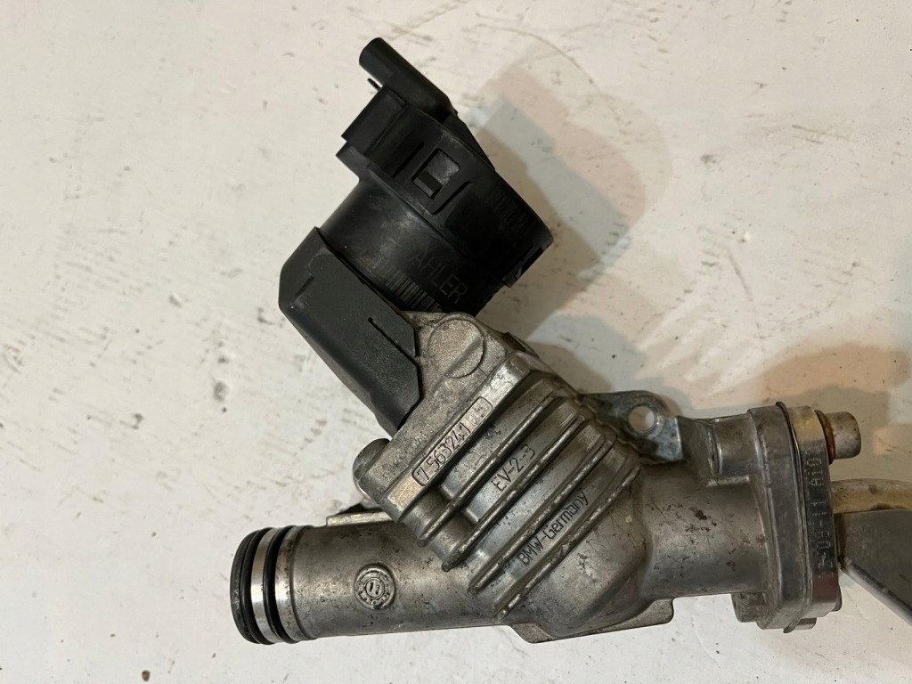 Bmw e90 e91 2.0b n43 клапан трубка egr 756324105 в Украине