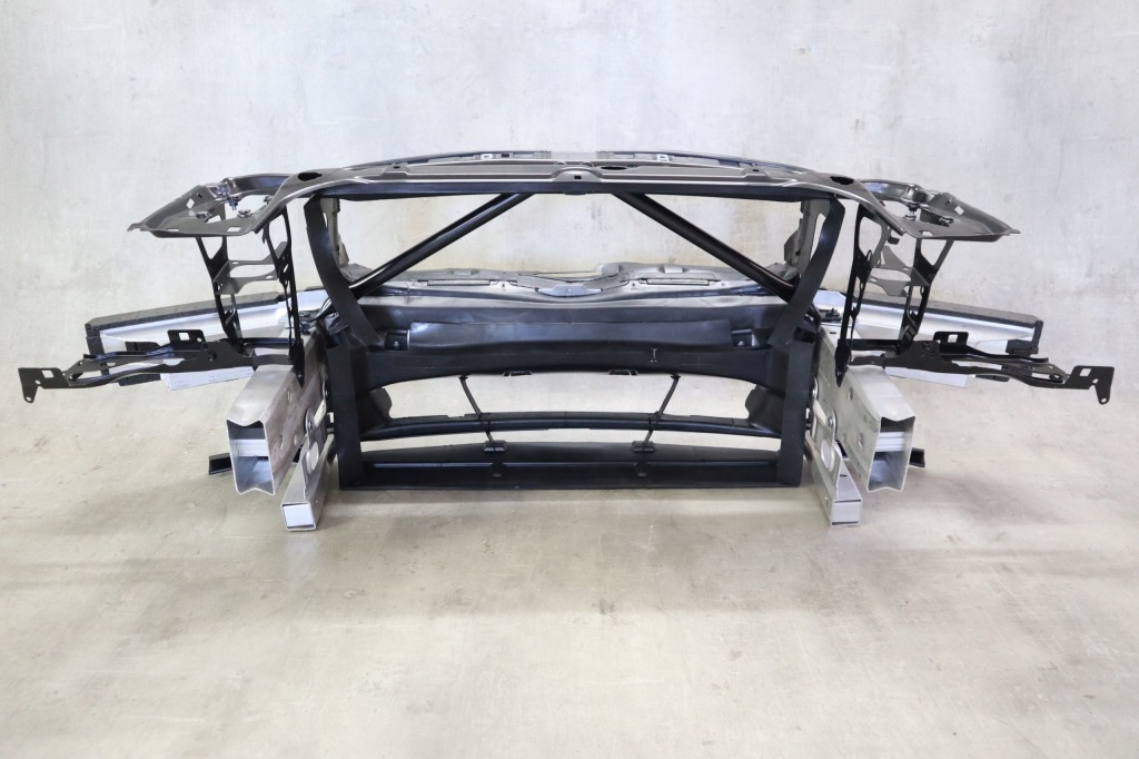 фото №7, Pas передний усилитель передний bmw 3 f30 f31 старый model