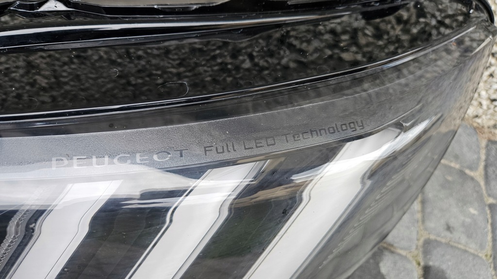Peugeot 208 2 2008 2 2019- фонари перед передние full led комплект Недорого