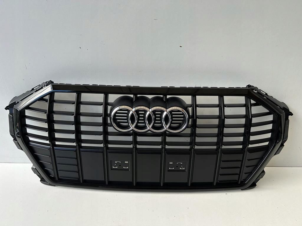 фото №1, Audi q3 83a s-line решётка радиатора решётка радиатора 83a853651 f