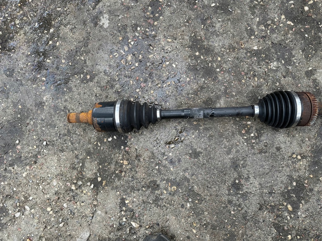 фото №3, Hyundai ix35 sportage iii 1.7 приводной вал левая перед