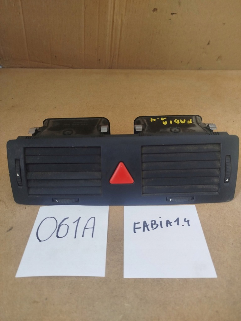 фото №1, Решётка обдув средняя skoda fabia i