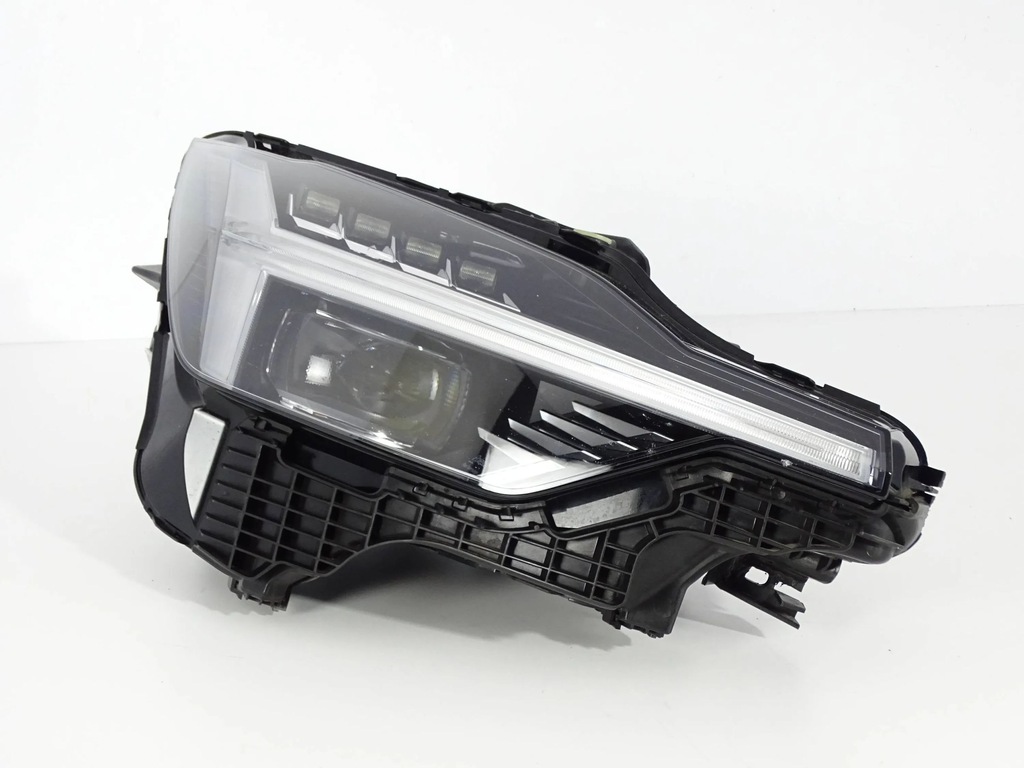 фото №1, Лампа перед передня права polestar 2 ii p31698071