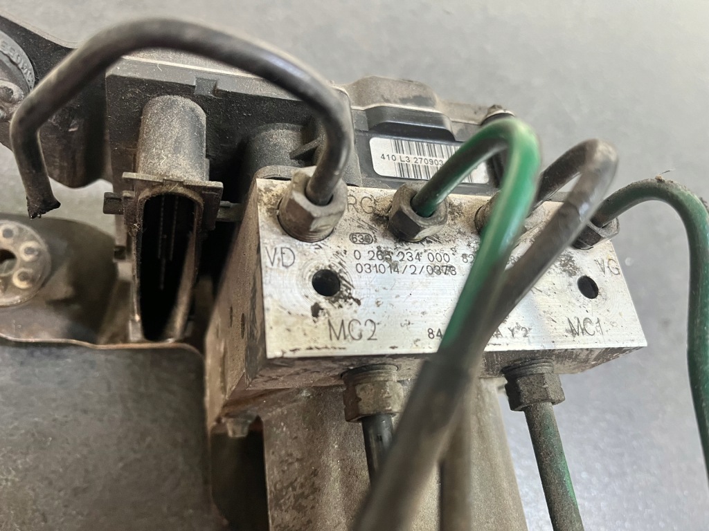 фото №3, Насос abs renault megane scenic ii 8200038702