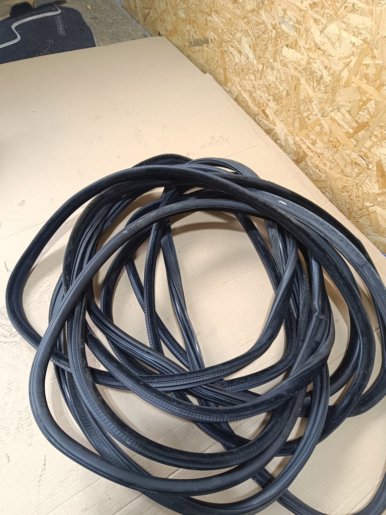 фото №1, Прокладка двері кришки комплект ładne bmw x5 f15