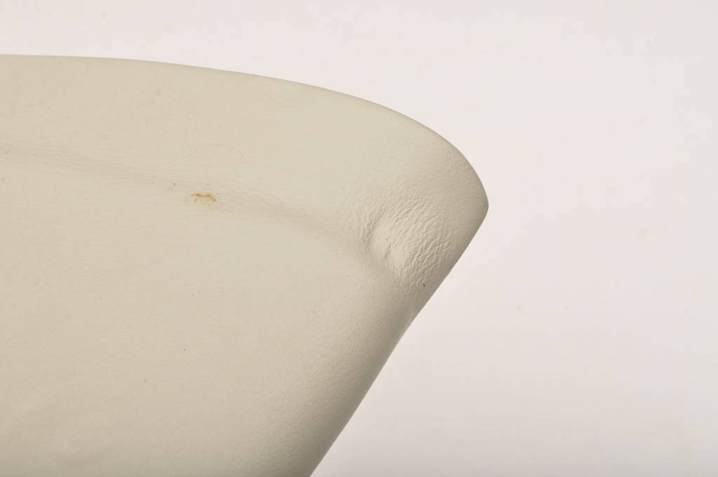 фото №7, Aston martin db9 защита панель задняя 4g43-601a55-aa