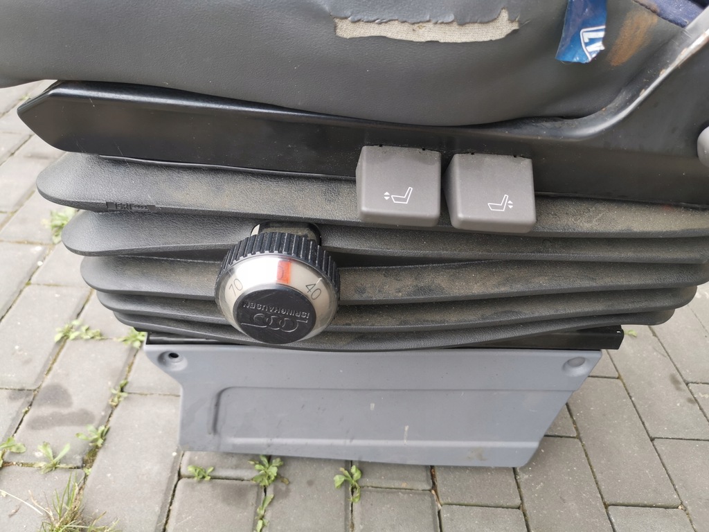 фото №11, Сиденье водителя левый перед пневматический iveco daily iv 06-