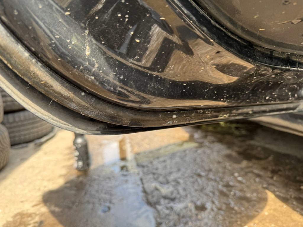 фото №13, Дверь левая задние задняя чёрные citroen c3 picasso 08- лак: exld 150um