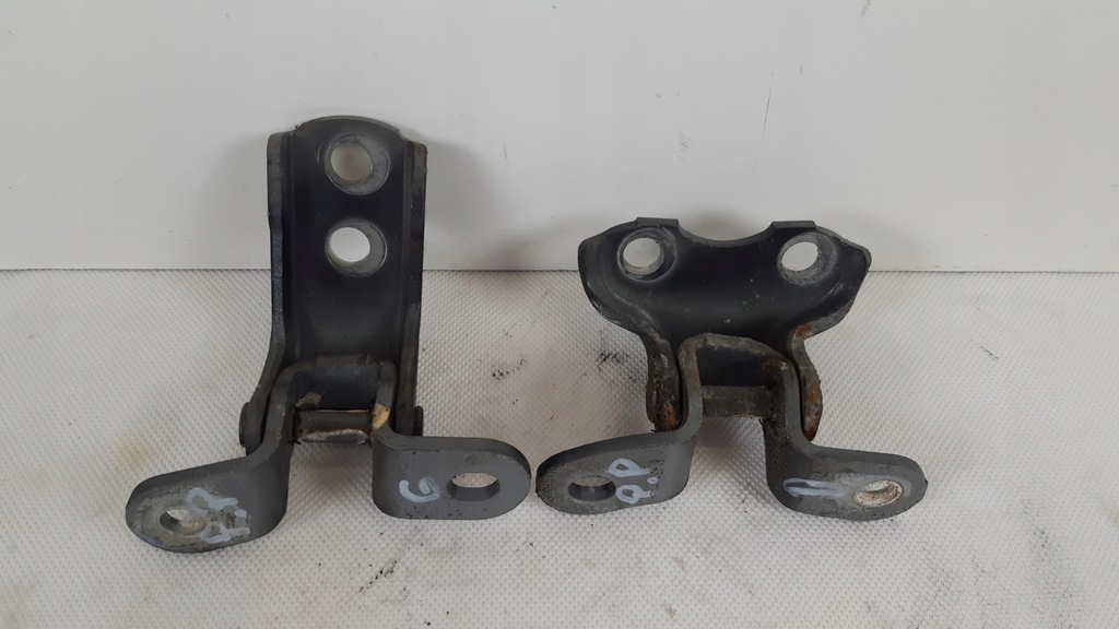 фото №2, Toyota rav4 iv петли дверь правых перед 1g3