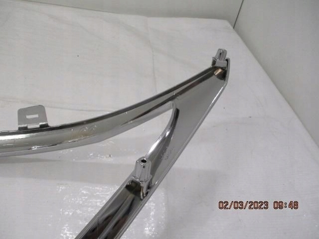 Peugeot 3008 2 хром решетка решётка бампера новый оригинальный в Украине