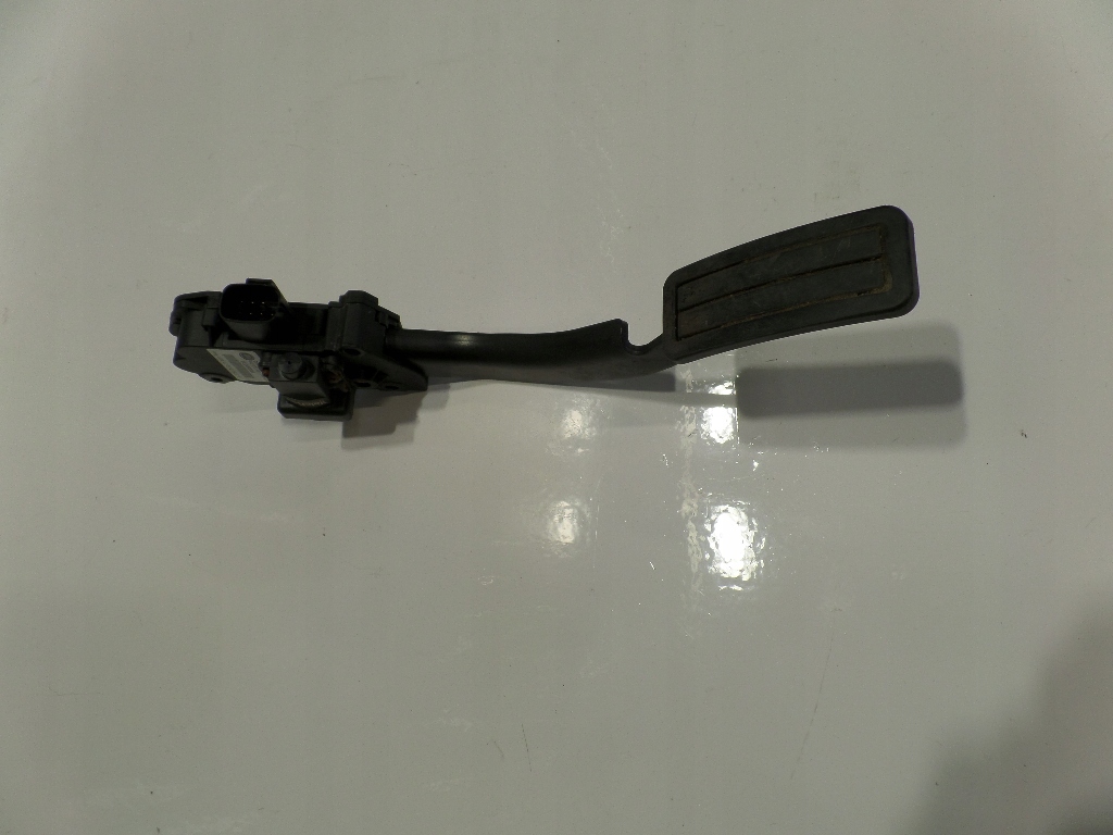 фото №1, Discovery iii 2.7 tdv6 потенціометр газу slc000061