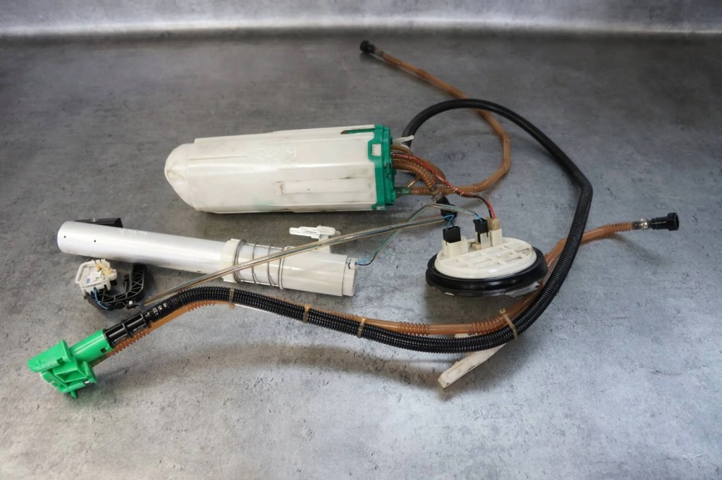 фото №1, Насос пального поплавок audi a8 d3 4.0 tdi