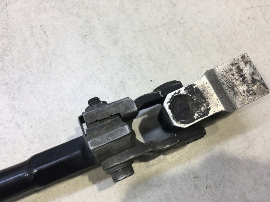 Крестовина колонки рулевого w168 1.4 a1684620478 Недорого