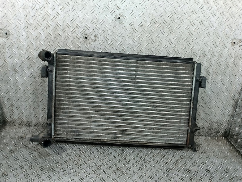 фото №1, Радиатор wody vw golf v 1.4 16v