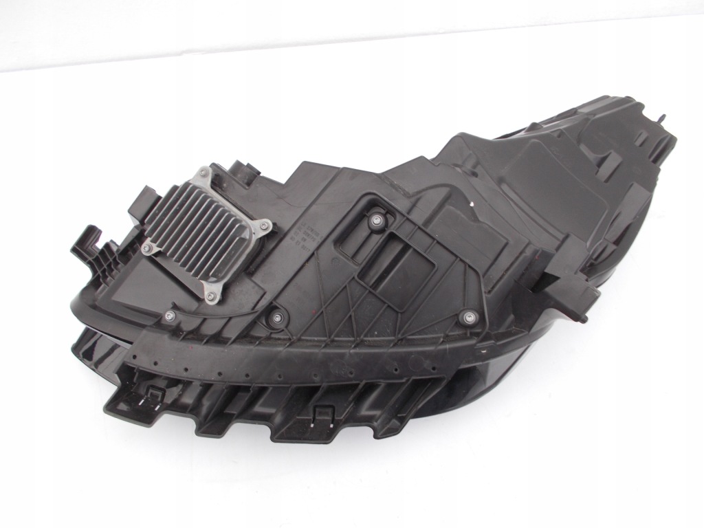 Фара фара tesla model 3 3 y рестайлінг  правий ful led 0514953-00-d європа Оригінал