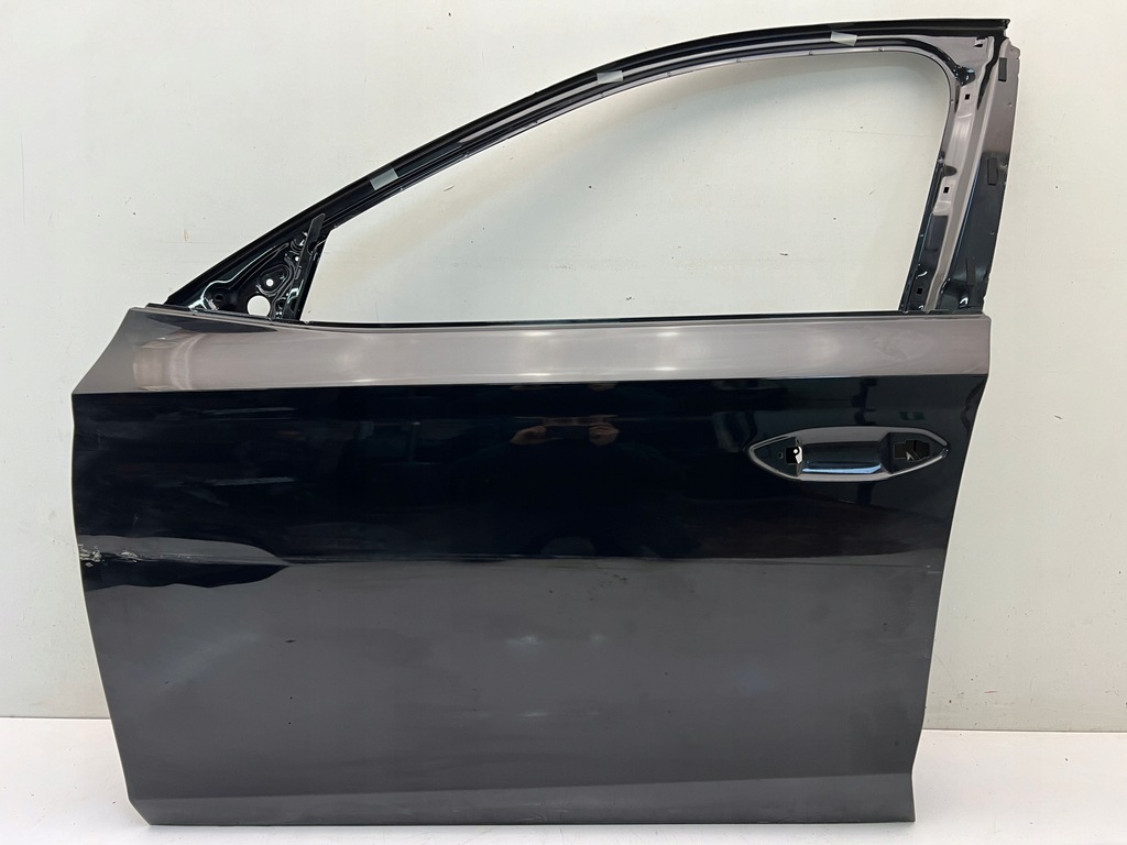 фото №1, Skoda octavia iv 5e дверь левая передние перед 19-