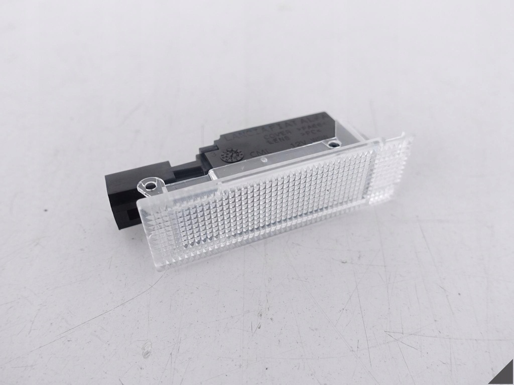 фото №1, Ferrari roma f169 sf90 f173 monza лампа освітлення led оббивка двері