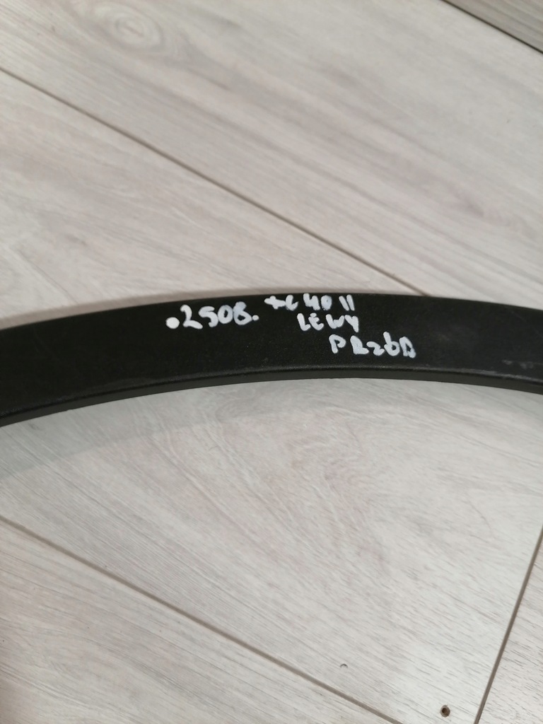 фото №9, Volvo xc40 ii молдинг крыло левый перед 31448324