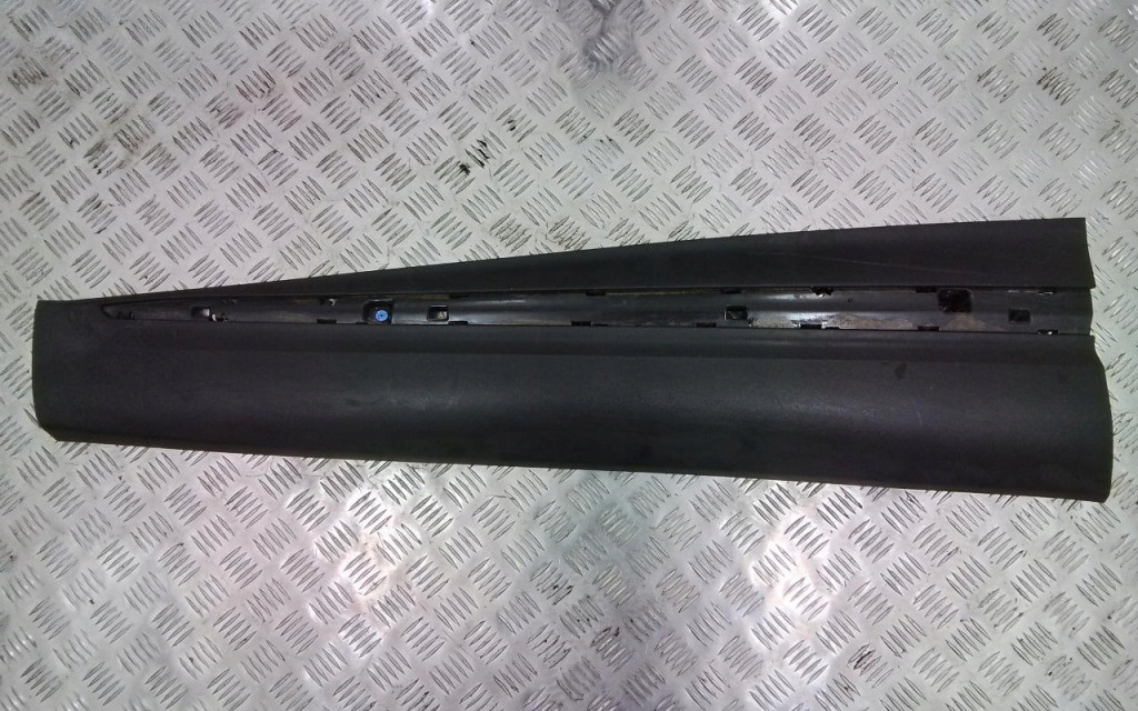 фото №1, Kadjar молдинг декоративная дверь левая перед