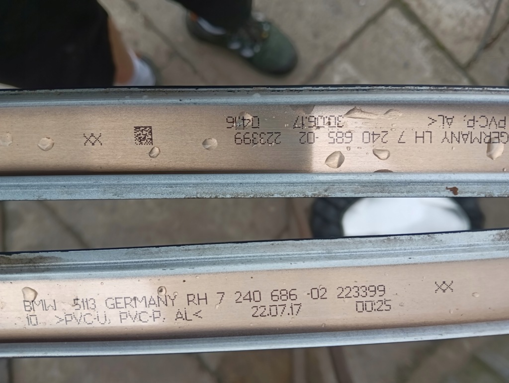 Bmw f20 молдинг кровельная левая 7240685 в Украине