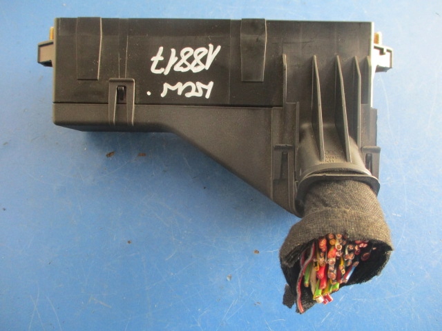 фото №4, Audi a2 8z коробка предохранителей 8z1941824