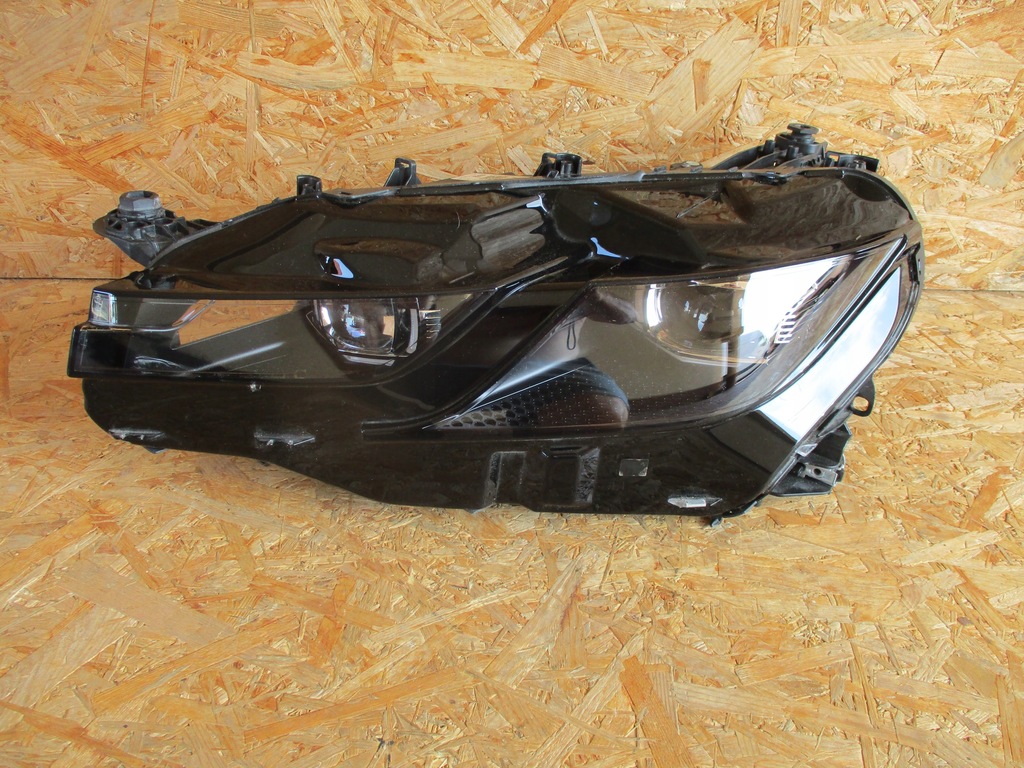 фото №1, Лампа левая перед vw arteon led 3g8