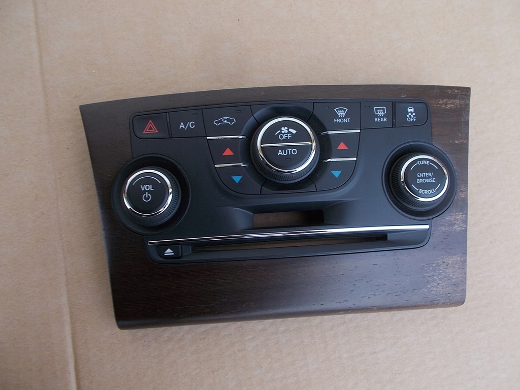 фото №1, Панель кондиціонера lancia thema 1uw96aaaaa