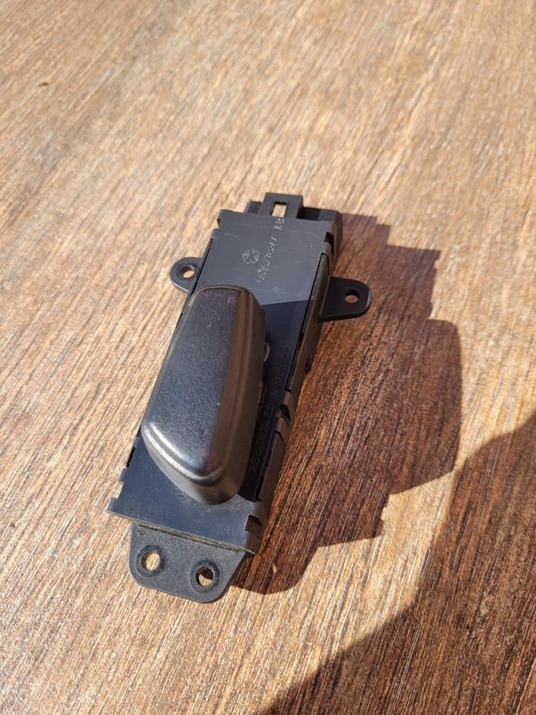 фото №7, Jeep cherokee kj панель кнопка регулювання сидіння правий перед