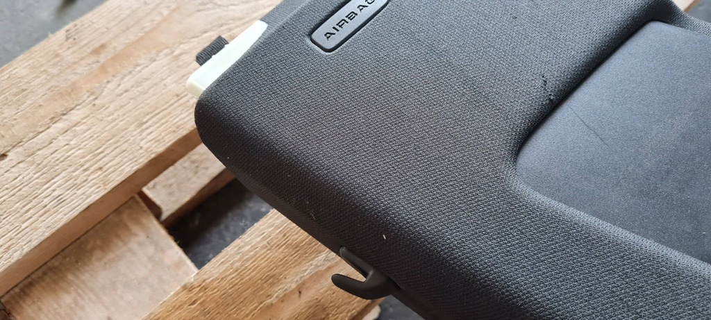 фото №7, Sq8 4m rsq8 q8 захист накладка стійка поперечина ліва sline czarna 4m8867243b