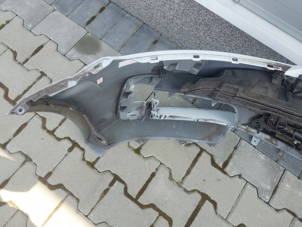 Бампер перед передній audi tt tts 8s0807437 решітка радіатора в Україні