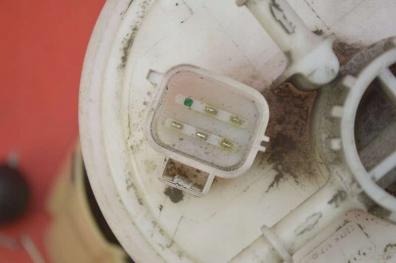 фото №6, Помпа насос топлива 8621856 volvo s60 1 i 2.5 t 210 km lift 04-09