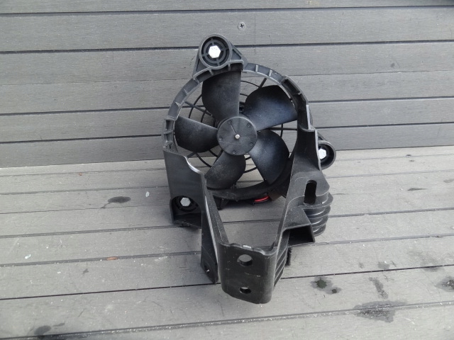 фото №1, Renault twingo iii 2021 вентилятор 214811690r org