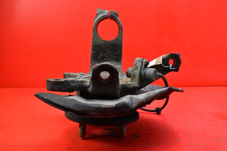 фото №8, Поворотный кулак ступица правая перед rub101780r mg zr 105 1.4 16v 103 km 01-05