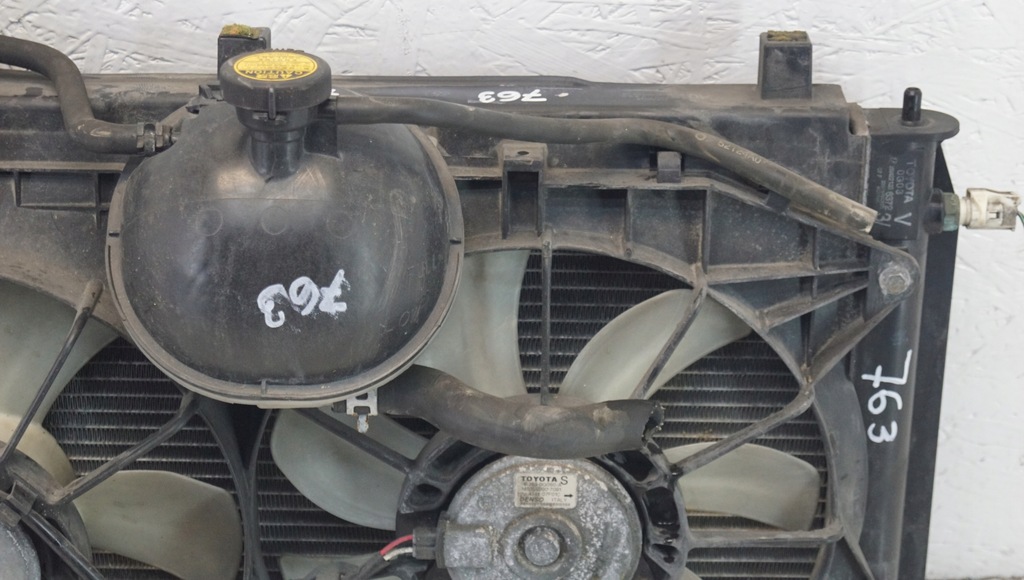 фото №12, Радиатор вентилятор toyota corolla e12 2.0 d4d