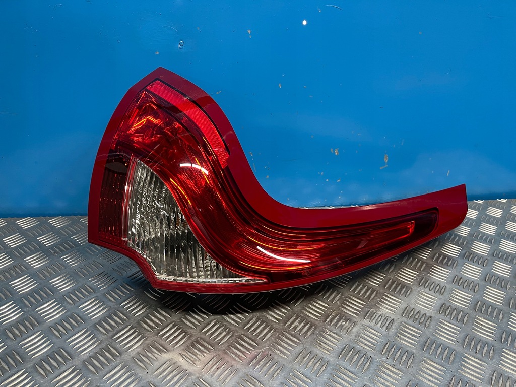 фото №1, Volvo xc60 i лампа левый задняя левая задняя 89075216