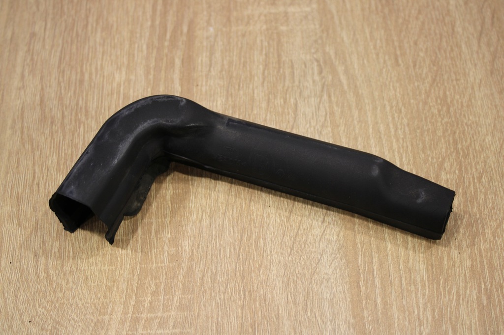 фото №1, Прокладка жабо правая renault megane iii cc cabrio