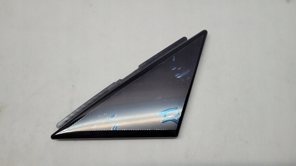 фото №2, Volvo xc60 ii треугольник дверь задняя левая заглушка