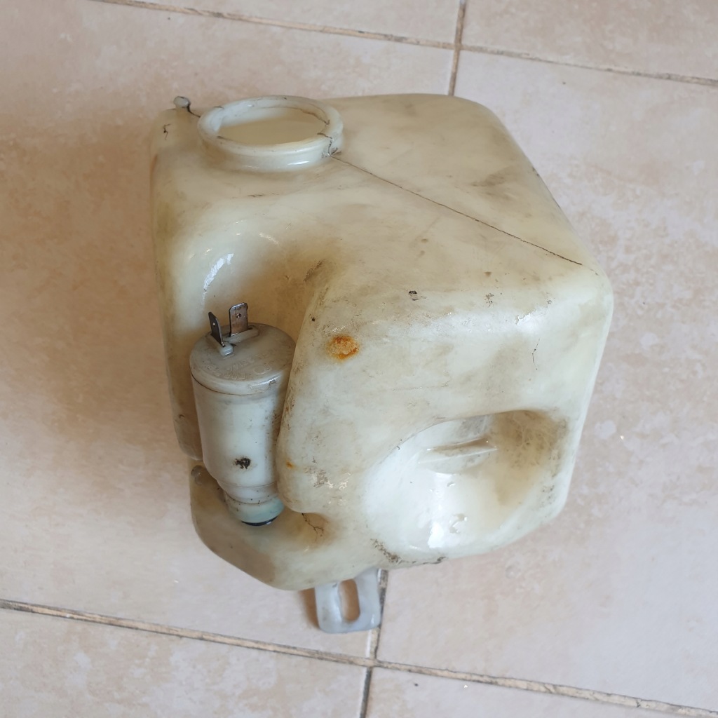 фото №1, Бачок жидкость омывателя помпа opel calibra